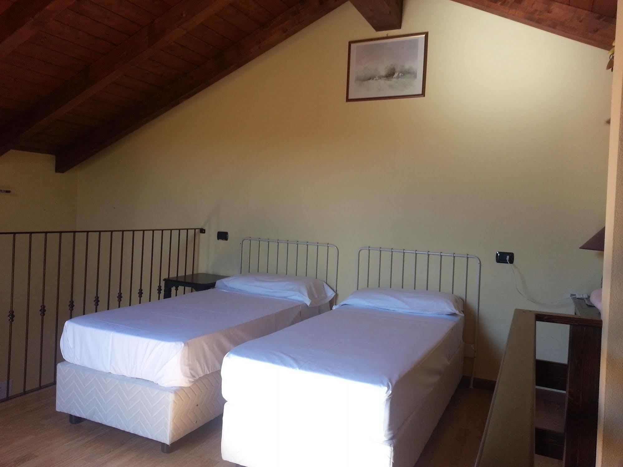 Albergo Residence Al Passatore Camere & Relax 소르바라 외부 사진